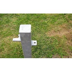 Lgestolpe med luk+hegns beslag